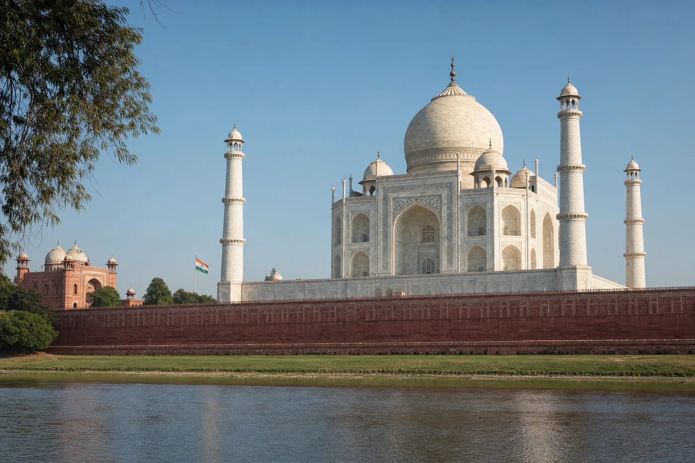 India – bekend monument met de nationale vlag