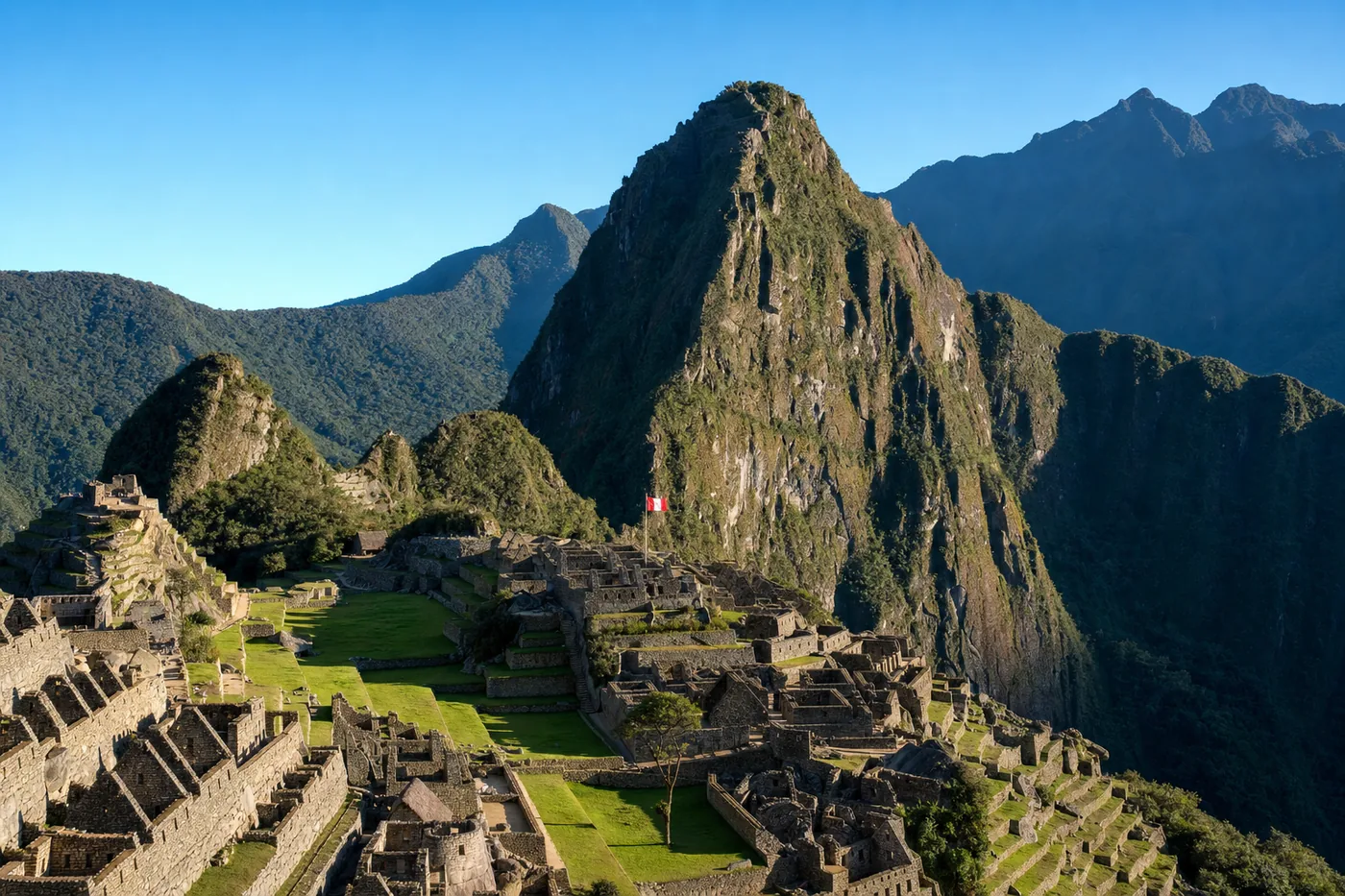 Peru – bekend monument met de nationale vlag